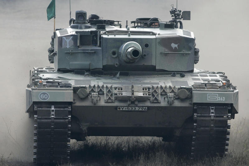 ドイツ製の強力兵器, ウクライナ国防省が公開した動画, 戦車の乗員に対するインタビュー, 第47独立機械化旅団, 夜間戦闘で優位に, 「夜行性の捕食者」, ロシア軍の砲火から乗員を守る, 機動性とスピード, 安全性が高いレオパルト2A6, ロシア軍との交戦, 「光学系が本当に素晴らしい」, クリアな視界、高い安定性, 激戦地で発揮された性能, ロボティネでの戦闘, 『フォーブス』誌による評価