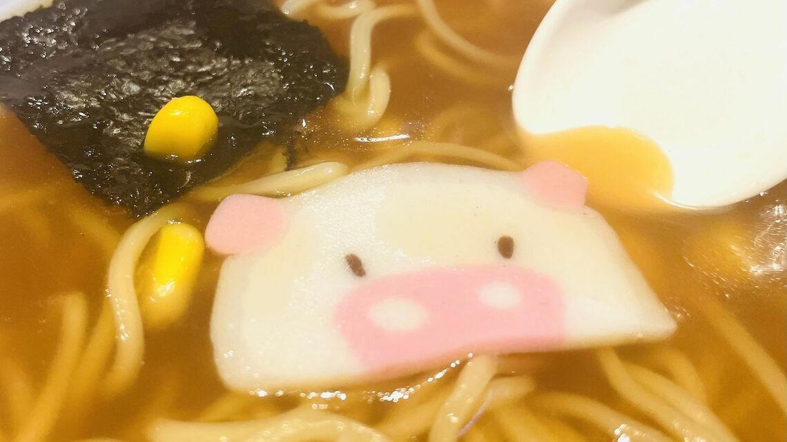 幼児から食べ盛りまでカバーする内容, 安定の「選べるおもちゃ」に子どもは大喜び, 子育て中の親たちが丸源ラーメンを選ぶ理由, 親子3人で夜ご飯を食べる場合の予算感, 丸源ラーメンはファミレスよりも使い勝手がいいかもしれない