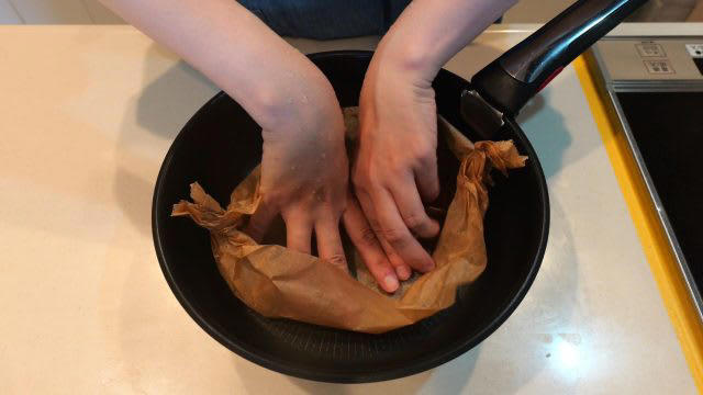 フライパンで簡単！もちもち「米粉蒸しパン」の作り方, 今日のレシピのポイント, 動画でご覧になりたい方はこちらから, YouTube「エプロン」簡単レシピを動画で紹介しています。, Instagram「エプロン」簡単レシピを写真で紹介しています。