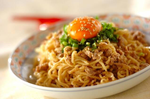 ・「インスタントの袋麺、食べる頻度は？」の結果は…, ・「袋麺、何にこだわる？」の結果は…, ・「ズバリ！好きな袋麺は？」の結果は…, ・「袋麺に期待することは？」の結果は…