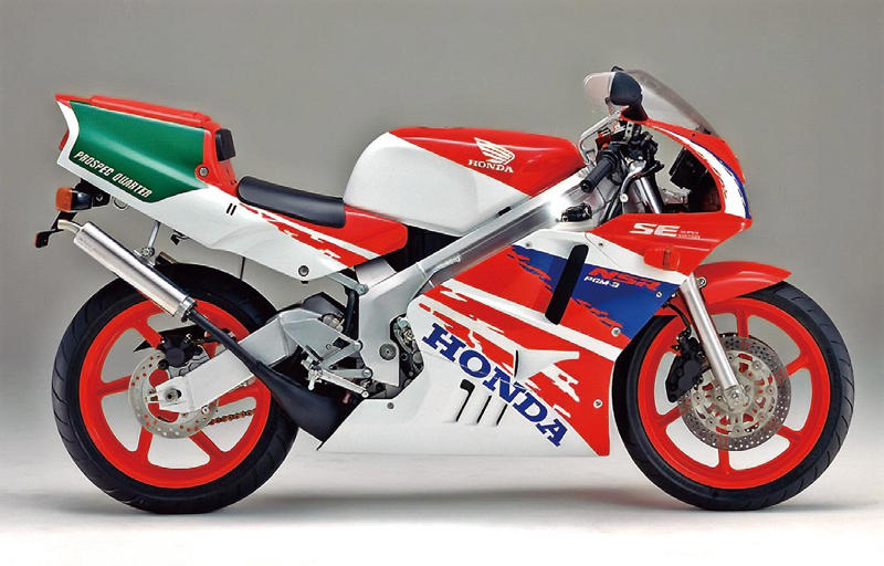 ホンダ「NSR250R」（MC21・1990年）特徴, ホンダ「NSR250R」（MC21・1990年）各部装備・ディテール解説, ホンダ「NSR250R」（MC21・1990年）主なスペック・販売当時価格, ホンダ「NSR250R」（MC21・1990年-1992年）カラー＆カタログ紹介, 関連のおすすめ記事