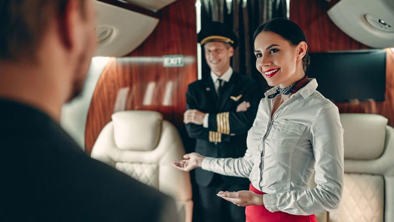 Here are a few Dr. Spiegel-approved practical strategies to manage and reduce jet belly during flights, as reported by the New York Post. (Image: Canva)