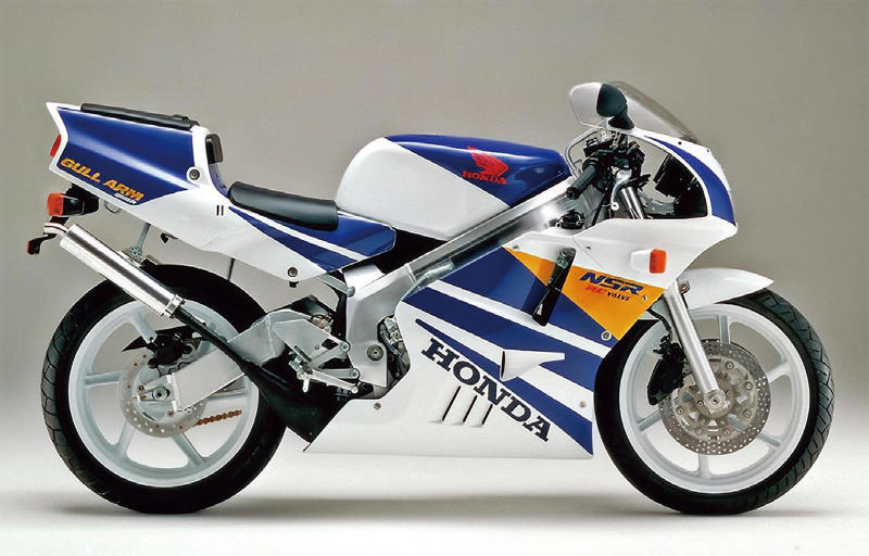 ホンダ「NSR250R」（MC21・1990年）特徴, ホンダ「NSR250R」（MC21・1990年）各部装備・ディテール解説, ホンダ「NSR250R」（MC21・1990年）主なスペック・販売当時価格, ホンダ「NSR250R」（MC21・1990年-1992年）カラー＆カタログ紹介, 関連のおすすめ記事