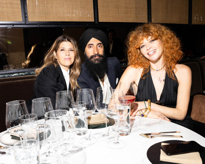 1) Marisa Tomei, Waris Ahluwalia, and Natasha Lyonne 1) Marisa Tomei, Waris Ahluwalia, and Natasha Lyonne, 2) Mark Ronson, 3) Tati Gabrielle, 4) Nicky Hilton, 5) Jasmine Tookes, Elsa Hosk, and Taylor Hill, 6) Lenny Kravitz, 7) Whoopi Goldberg and Marc Jacobs, 8) June Ambrose, 9) Chloe Fineman and Liza Koshy, 10) Mark Ronson, Grace Gummer, Deacon Phillippe, and Ryan Phillippe, 11) Martha Stewart and Olympia Gayot, 12) Gracie Abrams and Sofia Coppola, 13) Kirsten Dunst, 14) Chase Sui Wonders, 15) Louisa Jacobson, 16) Chanel Iman and Emily DiDonato, 17) Elsa Hosk and Olivia Palermo, 18) Anna Sawai, 19) Priyanka Chopra, 20) Alexandra Daddario, 21) Coco Gauff, 22) Candice Swanepoel, 23) Amelia Gray and Delilah Belle, 24) Julia Roberts and Emma Roberts, 25) Solange Knowles and Imaan Hammam, 26) Allison Williams, 27) Chloe Hartstein and Dakota Fanning, 28) Bianca Lawson, 29) Lindsay Lohan, 30) Alisha Boe and Odessa Young, 31) Anna Van Patten, 32) Tyla and Ciara, 33) Pamela Anderson, 34) Hari Nef, 35) Hanako Maeda, Madeline Brewer, and Yuka Mannami
