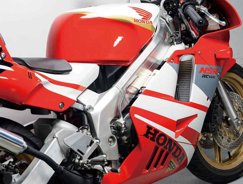ホンダ「NSR250R SP」（MC21・1990年）特徴, ホンダ「NSR250R SP」（MC21・1990年）各部装備・ディテール解説, ホンダ「NSR250R SP」（MC21・1990年）主なスペック・販売当時価格, ホンダ「NSR250R SP」（MC21）カタログ, 関連のおすすめ記事
