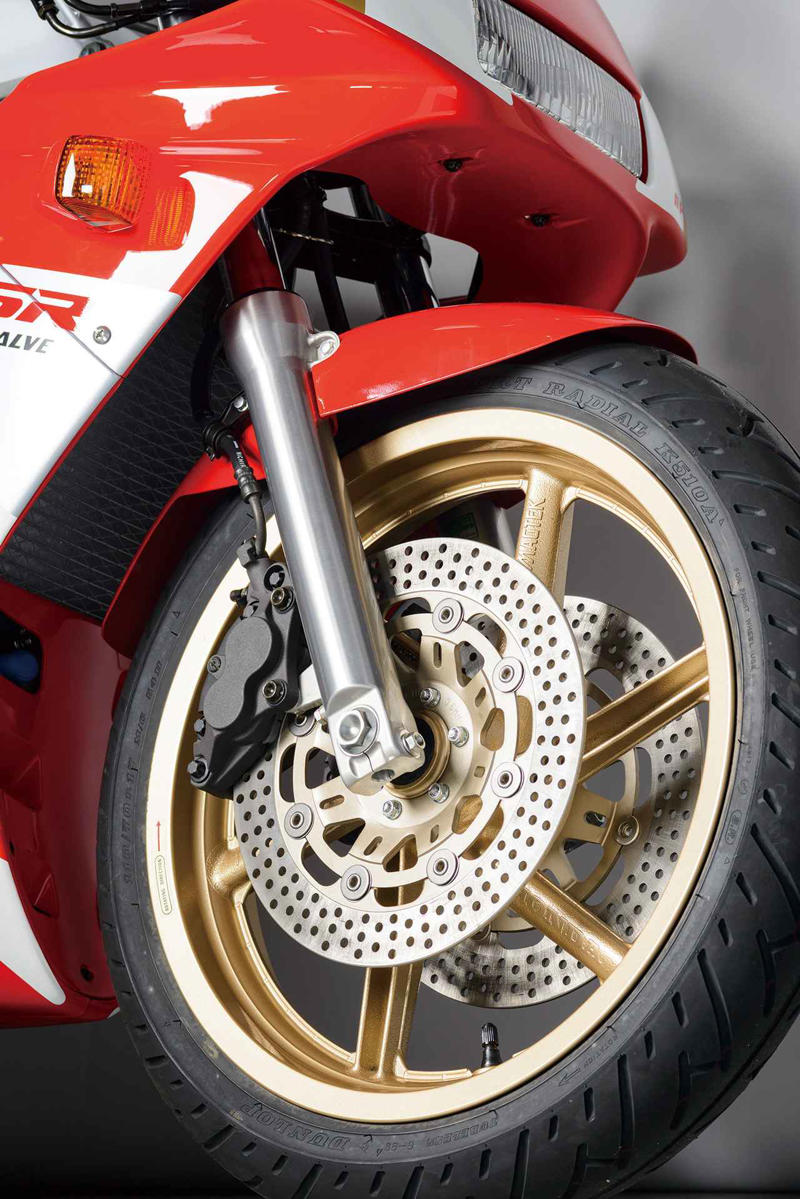ホンダ「NSR250R SP」（MC21・1990年）特徴, ホンダ「NSR250R SP」（MC21・1990年）各部装備・ディテール解説, ホンダ「NSR250R SP」（MC21・1990年）主なスペック・販売当時価格, ホンダ「NSR250R SP」（MC21）カタログ, 関連のおすすめ記事