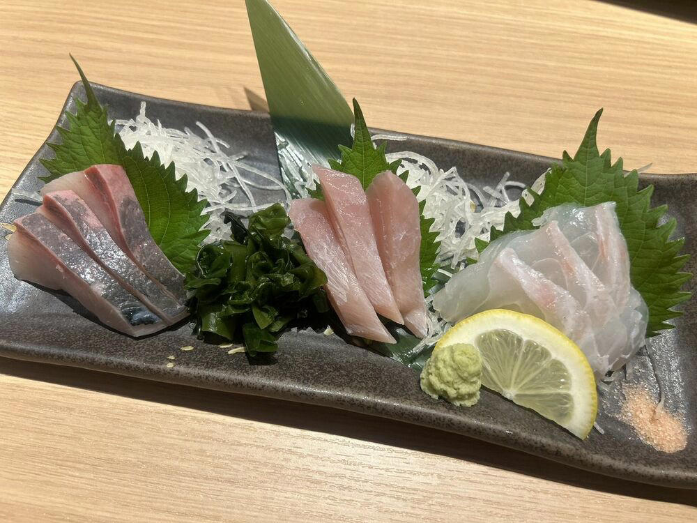 超一等地でも22時半にラストオーダー, 深夜は収益性が高い時間帯だった, 刺身3種盛合せは税込1648円, 注文されなくなった「枝豆とポテトフライ」, 今は試行錯誤をしている段階