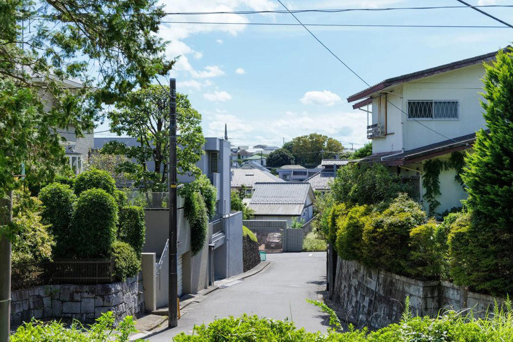 なぜ、こんなにも人が集まるのか？鍵は"この広場"にあった, なぜ「誰にとってもちょうどいい」と感じるのか？, “かつて30代”はいま70代──街が歳をとるということ, 一つの商業施設が、街を救った──「テラス」の15年, 新陳代謝する街・たまプラーザ
