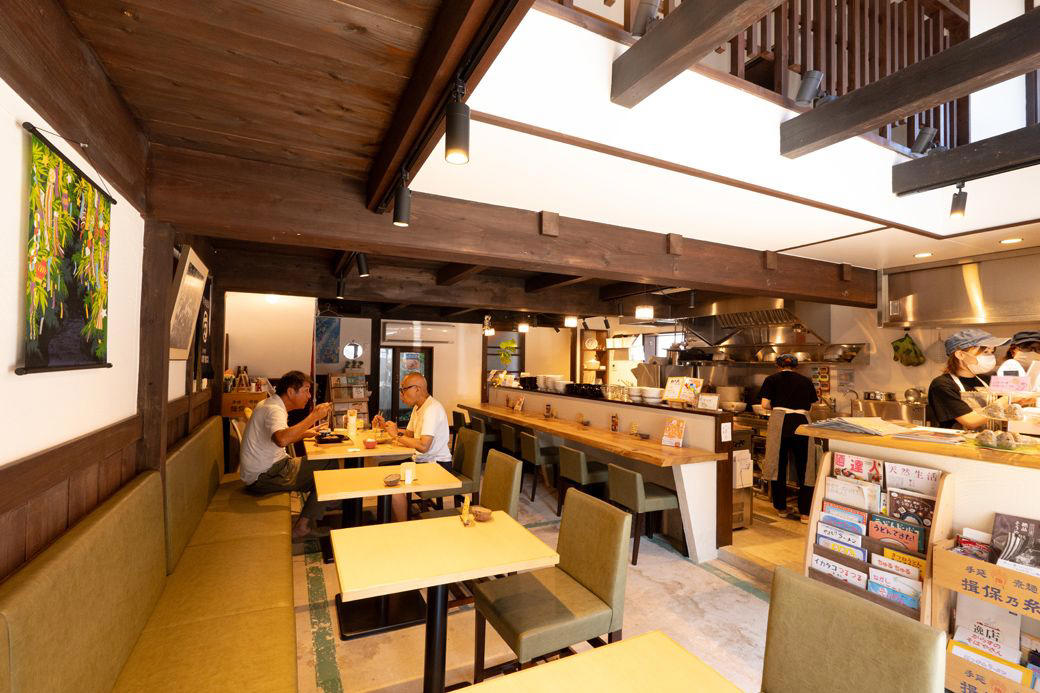 製造量わずか、希少な揖保乃糸パスタ, 前例のないメニュー開発に、2カ月, 揖保乃糸を、若い世代に伝えていくために, オフシーズンは長期休暇？