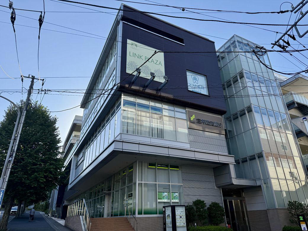 なぜ、こんなにも人が集まるのか？鍵は"この広場"にあった, なぜ「誰にとってもちょうどいい」と感じるのか？, “かつて30代”はいま70代──街が歳をとるということ, 一つの商業施設が、街を救った──「テラス」の15年, 新陳代謝する街・たまプラーザ