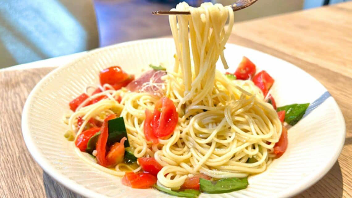 製造量わずか、希少な揖保乃糸パスタ, 前例のないメニュー開発に、2カ月, 揖保乃糸を、若い世代に伝えていくために, オフシーズンは長期休暇？