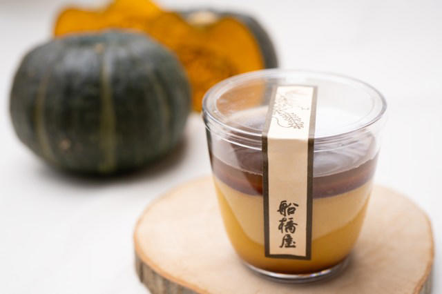 ①カフェモロゾフのモンブランスイーツ, ②不純喫茶ドープ「東京レトロプリン」, ③茶想もりた園 なんば店「茶フタヌーンティー」, ④ことりすまいる「モット！キャル喫茶」, ⑤船橋屋 こよみ「かぼちゃくず餅プリン」, ⑥ジャンカラ「純喫茶スイーツ＆フード」, ⑦アトリエうかいの秋の新作クッキー