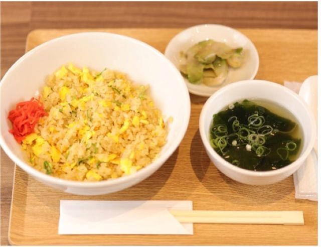 【梅田】炒飯好きの楽園「大阪炒飯倶楽部」, 【なんば】ボリューム系サンドイッチ専門店「チャームサイドサンドイッチ大阪なんば店」, 【中崎町】“薬膳×スパイス”がテーマの「Wabi cafe」, 【中津】アメリカンダイナー「Wythe Club」, 【鶴橋】韓国本場ナッコプセ専門店「サウィ食堂」