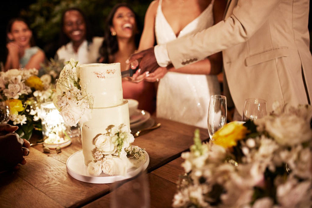 1. Not staying connected, 2. Not telling the DJ to stick to the wedding playlist, 3. Not planning/discussing how to cut the cake, 4. Buying expensive shoes, 5. Having bridesmaids stand behind the bride, 6. Scheduling more time to get ready, 7. Not scouting photo locations, 8. Regret spending so much money