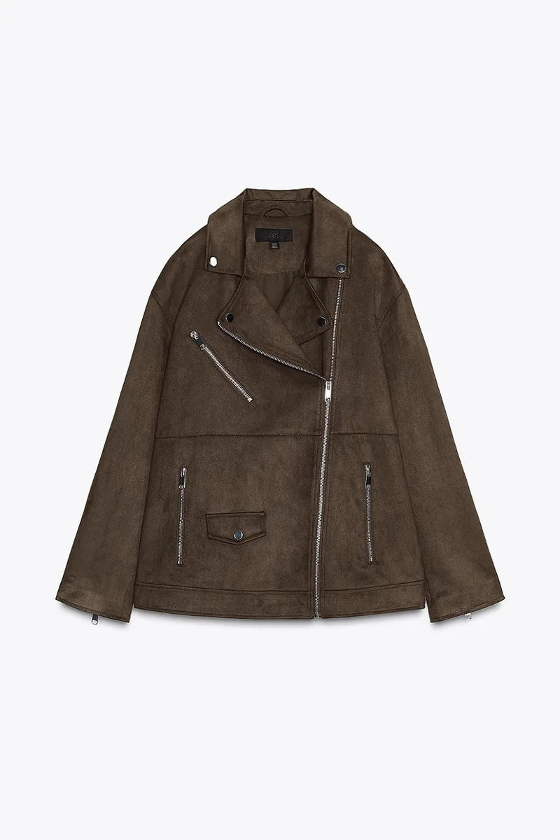With this suede-effect biker jacket from Zara, you'll show off your style Quilted jacket from Zara, This quilted jacket from Zara is perfect for mid-season wear, Fall 2025 trend: bomber jacket from Zara, Find this denim jacket for mid-season weather at Zara, With this suede-effect biker jacket from Zara, you'll show off your style, Zara's embroidered jacket will be all the rage this fall, You can buy this split leather jacket at Mango, You won't stop wearing this Mango leather jacket in the fall, Elevate your fall looks with this tweed jacket from Mango