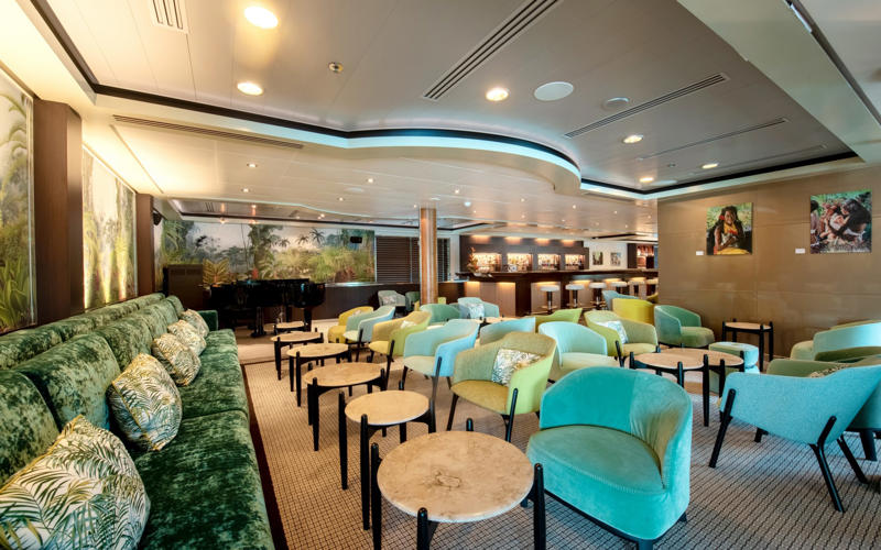 1. Where does the Paul Gauguin cruise?, 2. Who does Paul Gauguin Cruises appeal to?, 3. The Paul Gauguin Cruises fleet, 4. Loyalty scheme, 5. Access for guests with disabilities