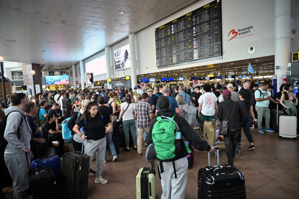 Cyber attack hits Heathrow, Berlin and Brussels airports Cyber attack hits Heathrow, Berlin and Brussels airports, What is a cyber attack?, Passengers evacuated at Dublin Airport, Catastrophic failure delays thousands of US flights, What are my rights if my flight is cancelled?