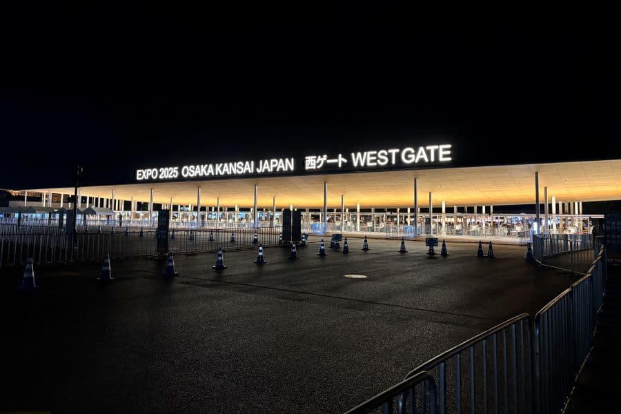 事前準備・記者についての参考情報, 東ゲート、始発電車で夢洲駅に臨む, 早く入場出来たら、並びながら当日登録するのが肝, 午前は当日登録を駆使できるかが重要, 午後は当日登録をどれくらい拾えるかが勝負, 22パビリオン、それぞれに楽しめ大満足
