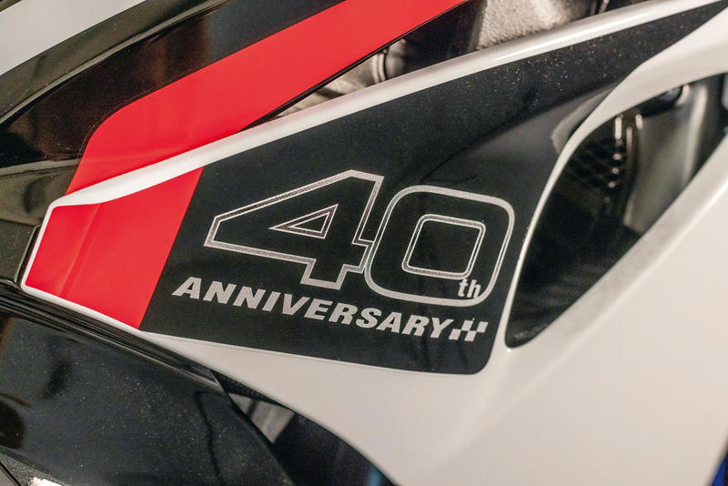 スズキ「GSX-R1000R」40周年記念モデルの特徴, スズキ「GSX-R1000R」40周年記念車のカラーバリエーション・人気投票, スズキ「GSX-R1000R」40周年記念車の各部装備・ディテール解説, スズキ「GSX-R1000R」40周年記念車の動画・写真, スズキ「GSX-R1000R」40周年記念車の主なスペック, スズキ「GSX-R1000R」関連のおすすめ記事