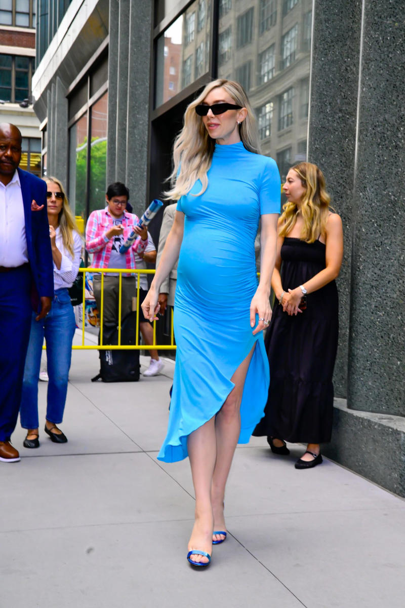 A proud moment for celebrities, Saoirse Ronan, Rooney Mara, Vanessa Kirby, Karlie Kloss, Rihanna in 2022, Rihanna in 2023, Rihanna in 2025, Kiera Knightley, Rosie Huntington-Whiteley, Blake Lively, Gwen Stefani, Kerry Washington, Heidi Klum, Angelina Jolie, Serena Williams, Jennifer Lawrence, Sophie Turner, Natalie Portman, Felicity Jones, Chanel Iman
