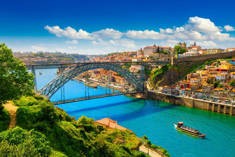 1. Portugal: Lisbon and Porto, 2. France and the Netherlands: Paris and Amsterdam, 4. Spain: Madrid and Barcelona, 5. Italy: Rome and Florence, 6. Germany: Berlin and Munich