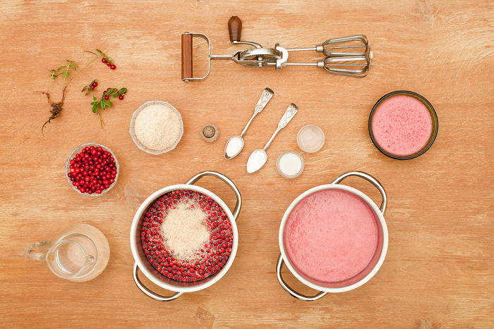 #11 Berry Porridge #1 Guacamole, #3 Aubergine Dip, #5 Banana Cake, #7 Pine Syrup, #9 Biff À La Lindström, #11 Berry Porridge, #13 Chicken Soup, #15 Jelly Doughnuts, #17 Tortilla Chips, #19 Mixed Salad With Lemon, #21 Jam Dodgers