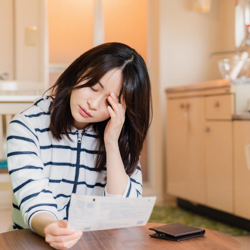 1．テレビをつけっぱなしで寝落ち, 2．冷凍室がスカスカ, 3．食洗機を少量でまわす, 電気がムダになる行動を見直そう