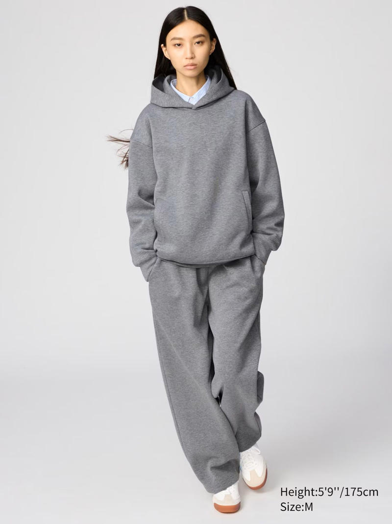 世界的なヒット商品「UNIQLO : C　ワイドスウェットパンツ」, トレンド感のあるシルエットが人気「バギーカーブジーンズ」, もっちりした肌触りが魅力「UNIQLO : C　スムースコットンクルーネックセーター」, 軽く羽織れる「ジップアップショートジャケット」, スカート見えするフレアライン「UNIQLO : C　キュロット」