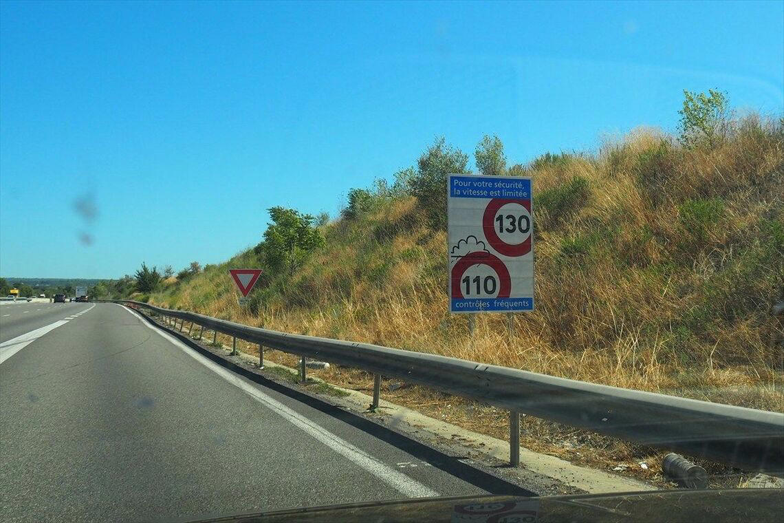 3種の支払い方法があるフランスの高速道路, チェコで「時速150km」の高速道路が誕生, CO2排出低減のため速度抑制の流れだったが, ヨーロッパの動きを受けて日本はどうする？