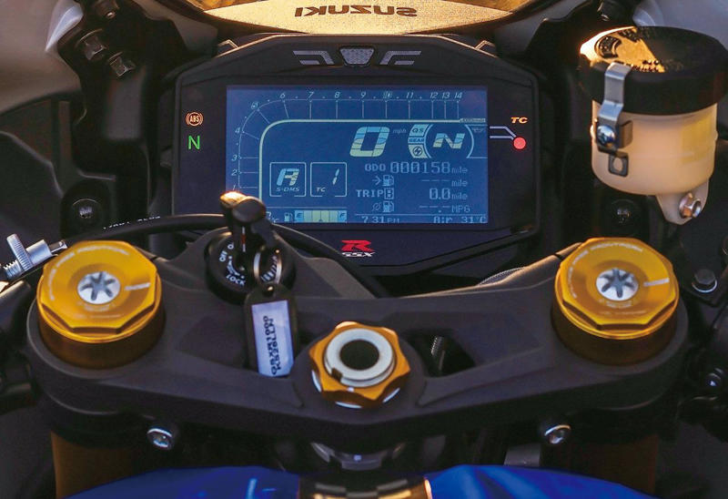 スズキ「GSX-R1000R」40周年記念モデルの特徴, スズキ「GSX-R1000R」40周年記念車のカラーバリエーション・人気投票, スズキ「GSX-R1000R」40周年記念車の各部装備・ディテール解説, スズキ「GSX-R1000R」40周年記念車の動画・写真, スズキ「GSX-R1000R」40周年記念車の主なスペック, スズキ「GSX-R1000R」関連のおすすめ記事
