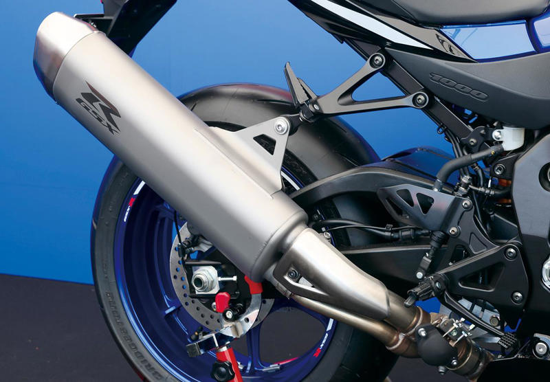 スズキ「GSX-R1000R」40周年記念モデルの特徴, スズキ「GSX-R1000R」40周年記念車のカラーバリエーション・人気投票, スズキ「GSX-R1000R」40周年記念車の各部装備・ディテール解説, スズキ「GSX-R1000R」40周年記念車の動画・写真, スズキ「GSX-R1000R」40周年記念車の主なスペック, スズキ「GSX-R1000R」関連のおすすめ記事