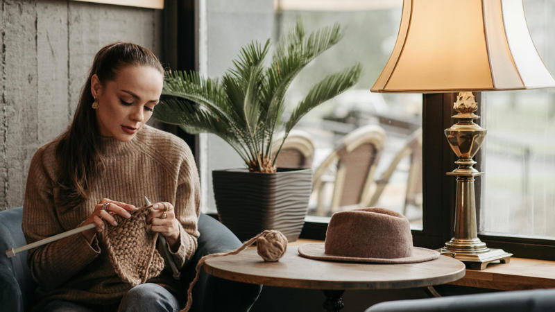 1. Velvet Jackets And Blazers, 2. Chunky Knit Sweaters, 3. Silk Shirts And Dresses, 4. Black Leggings Or Pants, 5. Corduroy Pants, 6. Fishnet Or Lace Tops, 7. Long Flowing Skirts, 8. Sequin Or Beaded Tops, 9. White Jeans, 10. Fringe Jackets Or Accessories, 1. High-Quality Lint Roller, 2. Rotate "Pet-Only" Lounge Clothes, 3. Handheld Vacuum Near The Closet, 4. Store Clothes In Sealed Garment Bags, 5. Anti-Static Spray, 6. Keep Your Dressing Area Pet-Free, 7. Install An Air Purifier, 8. Smooth Outer Layers, 9. Wash Clothes With Dryer Sheets, 10. De-Shedding Glove During Playtime