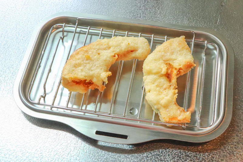 小さめサイズの天ぷら鍋, 揚げものってこんなに短時間でできたんだ, 長い食材でもすっぽり入るよ, 卓上でも大活躍！