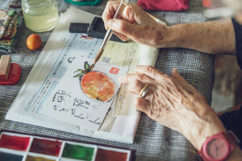 亡き夫の言葉をきっかけに、充実した毎日を過ごす, 1：自分の気持ちに正直に, 2：1人でできる趣味を見つける, 3：足元にある小さな幸せを大切に, 4：ちょっと困ったら気軽に周りの人を頼る