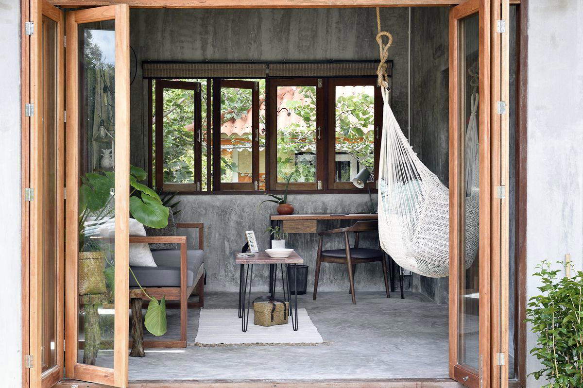 Marble Countertops , Open-Floor Plans, Open-Air Outdoor Living Spaces, Trendy Tiles, Barn Doors and Shiplap Walls , Clear Glass Doors , Doorless Showers