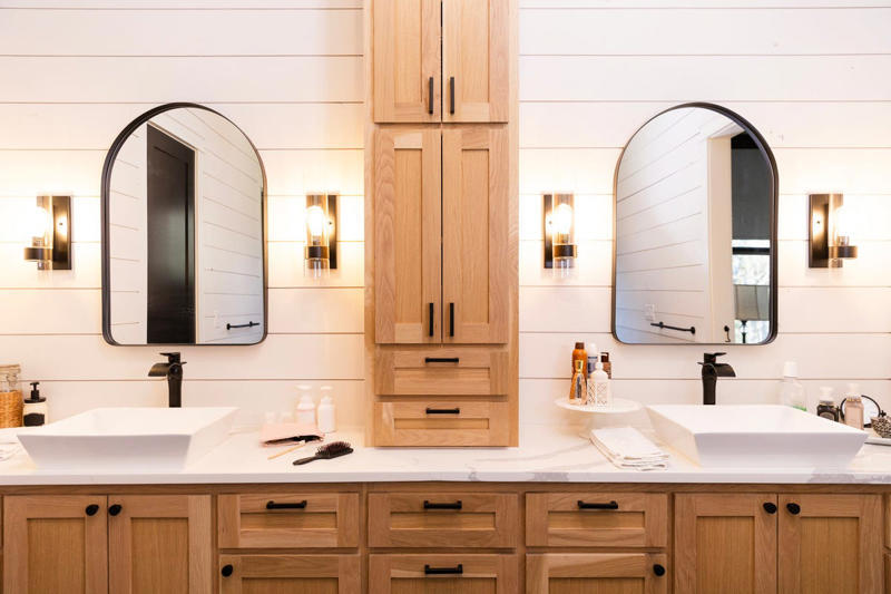 Marble Countertops , Open-Floor Plans, Open-Air Outdoor Living Spaces, Trendy Tiles, Barn Doors and Shiplap Walls , Clear Glass Doors , Doorless Showers