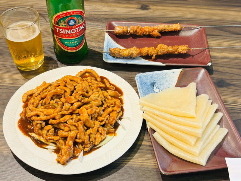 ラブホ街に『ガチ中華』が集まるワケ, １＿池袋『ヤミーダック』で食べる広東式ローストダック , ２＿ 小岩『辣香坊』の東北料理 , ３＿西川口『壹家大排档』の福建小吃 