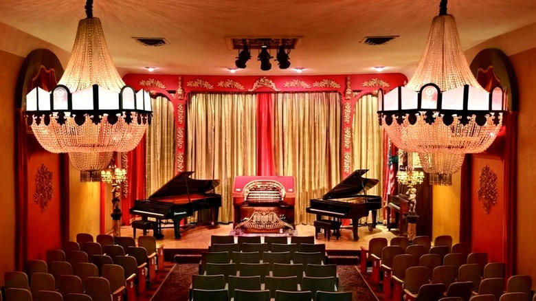 Immerse yourself in art at the Norton Simon Museum in Pasadena, Watch a silent film at Old Town Music Hall in El Segundo, Rancho Los Alamitos is a tranquil haven in Long Beach, Methodology