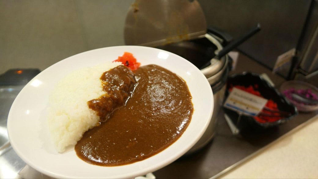 志布志は「2県につながる玄関口」万博で明らかとなった「日帰り関西出張」の便利さ, 志布志航路の貨物は「鹿児島・宮崎からダブル集荷」！東京の食糧事情にも影響, 「太陽に守られて」走る「さんふらわあ」　オイルショックを潜り抜けた「志布志航路の歴史」, さんふらわあに乗船したら…まずは「さんふらわあカレー」でしょ！, 名物の「さんふらわあカレー」