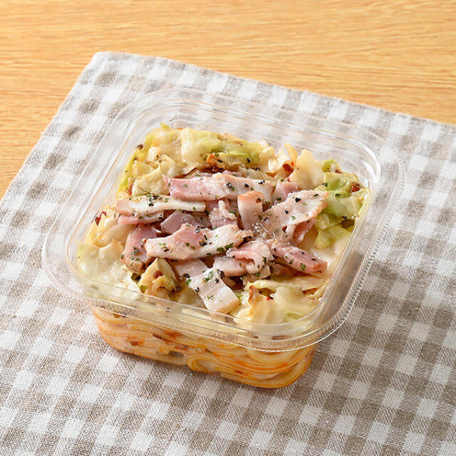 サーモンタルタル 彩り野菜＆パスタ, タルタルソースのゆでたまご, 花椒香る！辛旨よだれ鶏, ベーコンとキャベツの辛旨レッドペペロンチーノ