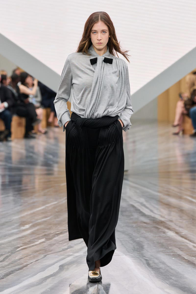 She made her runway debut at Paris Fashion Week in 2024., She wants to study filmmaking in college., Kidman has discussed her relationship with Sunday and how close they are., Sunday attended the Chanel show during Paris Fashion Week in October 2025., In November 2025, Kidman reflected on raising Sunday and Faith.