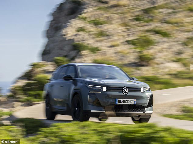 The e-C5 - a design that makes sense , The interior - is it the most comfortable Citroen SUV?, The most high-tech Citroen yet?, Practicality: Is it the most practical Citroen SUV? , What's the e-C5 like to drive? , Range and price: The other two big selling points of this car 