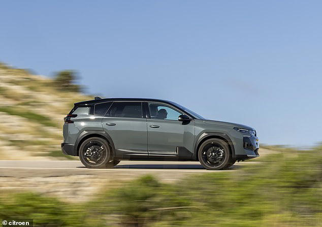 The e-C5 - a design that makes sense , The interior - is it the most comfortable Citroen SUV?, The most high-tech Citroen yet?, Practicality: Is it the most practical Citroen SUV? , What's the e-C5 like to drive? , Range and price: The other two big selling points of this car 