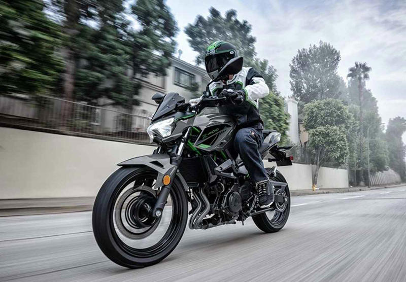 カワサキ「Z250」2026年モデルの概要, カワサキ「Z250」2026年モデルの主なスペック・燃費・製造国・価格, カワサキ「Z250」2026年モデルの写真, カワサキ「Z250」のおすすめ関連記事
