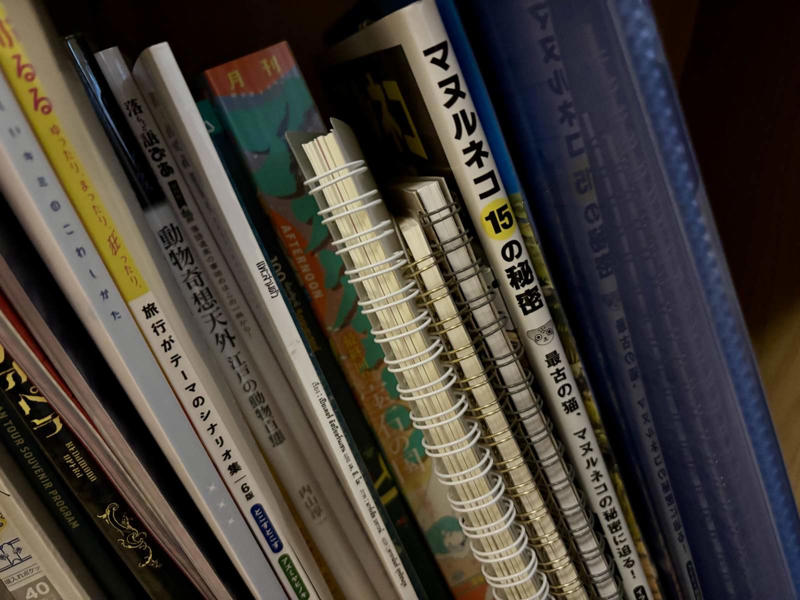 パンの留め具って実はとっても便利, 1.バッグ・クロージャーを書類整理に活用, 2.バッグクロージャーを本のしおりに活用, 身近なのに多機能！バッグ・クロージャーの魅力