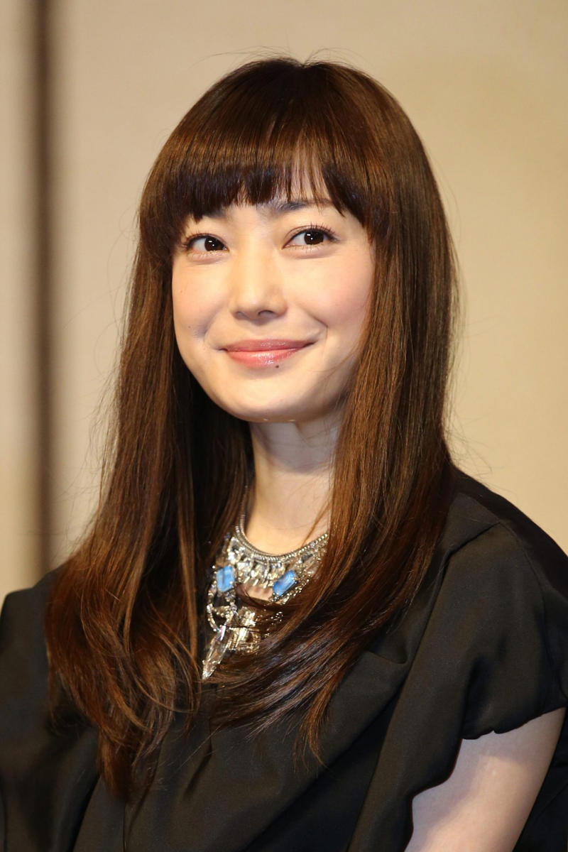 菅野美穂と堺雅人夫妻, 堺の方から猛アタック, 「結婚前提なら」, 結婚を決めた理由, 夫婦共に教育熱心, 子供を連れて差し入れ, 結婚当初から質素な生活, 覚悟していた以上に大変な子育て, 仕事もプライベートも順風満帆