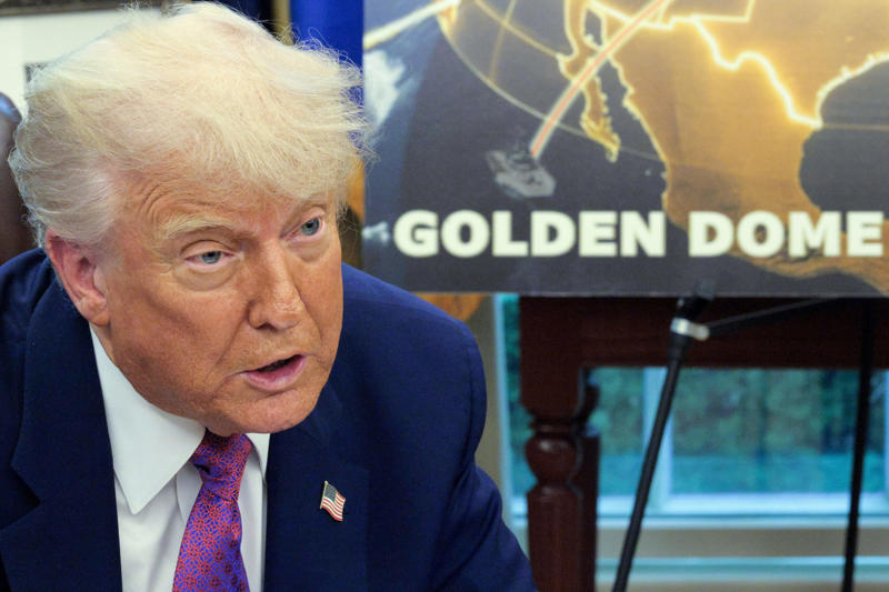 値札のつけ直し？, 1,750億ドルの計画, 炸裂するトランプ節, 当初からコストは懐疑の視線で見られる, ゴールデン・ドームの孕む不確定要素, 「政策立案者しだい」, トランプ大統領の提示額の検討, マンハッタン計画の費用, ゴールデン・ドームのコストを計算, 最低でも2,520億ドル、最高で3兆6,000億ドル, 低コストを選んだ場合, 最高級の防衛システムを目指す場合, 膨大な設備と人員拡大, 核心にひそむ難題