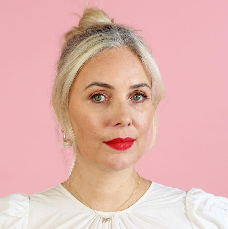 The regal updo, Loose and low down bun, The relaxed day bun, The facelift bun, Six tools and products for the perfect modern bun