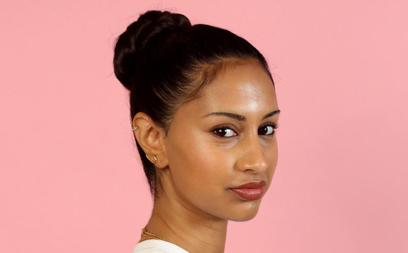 The regal updo, Loose and low down bun, The relaxed day bun, The facelift bun, Six tools and products for the perfect modern bun
