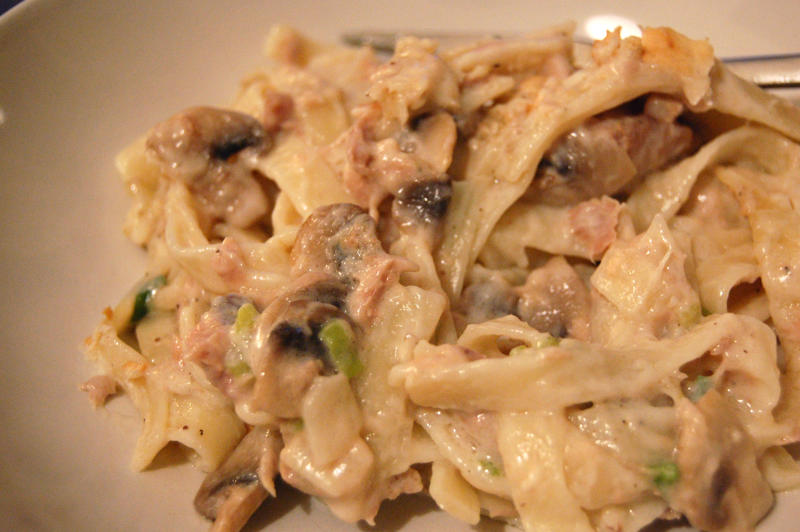 Tuna Noodle Casserole Blast From The Past, Shepherd’s Pie, Peanut Brittle, Baked Ham With Pineapples, Salisbury Steak, Tuna Noodle Casserole, Ham Salad, Sloppy Joes, Pork Chops With Applesauce, Chicken A La King, Divinity, Cheese Balls, Beef Stroganoff, Stuffed Cabbage, Stuffed Peppers, Baked Alaska, Chicken Pot Pie, Ambrosia Salad, Chicken Cordon Bleu, Meatloaf, Corned Beef And Cabbage, Clam Chowder, Jello Salad, Biscuits And Gravy, Rice Pudding, Oysters Rockefeller, Chipped Beef On Toast, Deviled Eggs, Pot Roast, Turkey Tetrazzini, Fried Chicken And Waffles, Spaghetti And Meatballs, Clams Casino, Chocolate Lasagna, Fried Catfish And Hush Puppies, Snow Desserts, Carrots In Jell-O